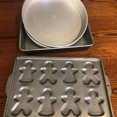Lot 48 Cookie Sheets and Cake pans - bakers delight
