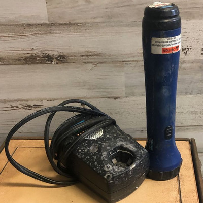 Lot 51 Blue Point Flash Light and Charger 