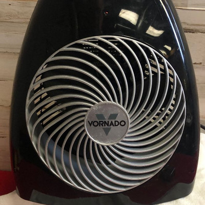 Lot 87 Vornado space heater