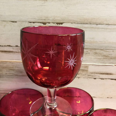 Lot 108 Cranberry Silver star with thumbprint 