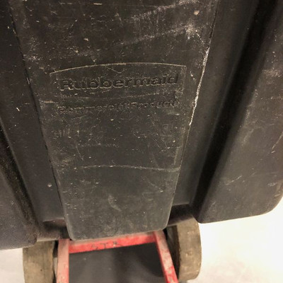 Lot 134 Rubber made Commercial cart