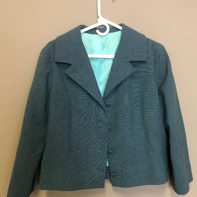 Lot 231 Irish Donegal/Irish Tweed Handwoven Ladies Jacket