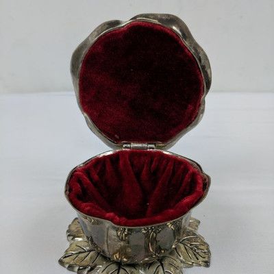 Petals by Godinger Silver Plated Rose Box