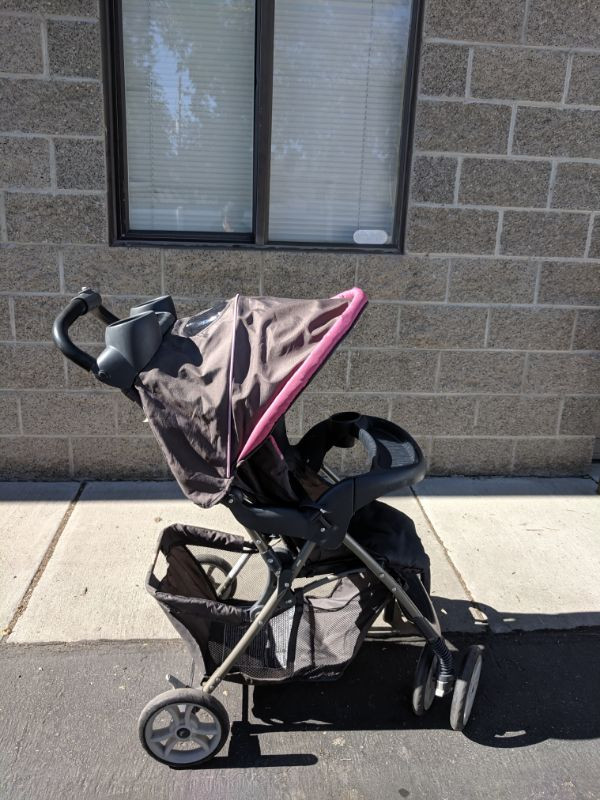 Graco Stroller Grey/Pink/Purple, Easy Collapse