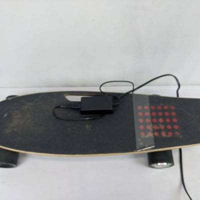 Hover-1 Cruze Board - No Power, Won't Charge, Sold As Is/Parts