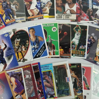 26 Various Basketball Cards from '90-'02 - Earvin Johnson to Bob Cousy