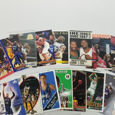 26 Various Basketball Cards from '90-'02 - Earvin Johnson to Bob Cousy
