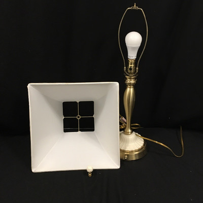 Lot 35 - Lamp & Picture Frame