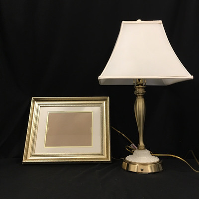 Lot 35 - Lamp & Picture Frame
