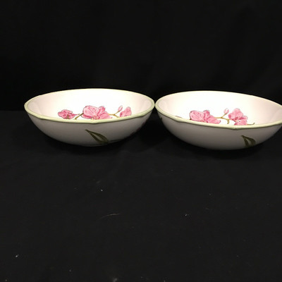 Lot 68 - Ceramic Bowls