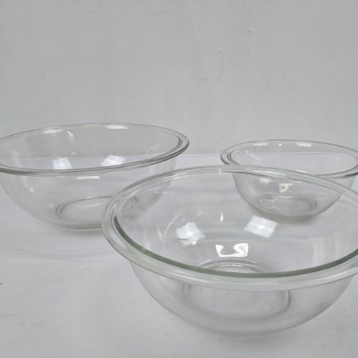 Pyrex Glass Bowls: 1 qt, 1.5 qt, 2.5 qt