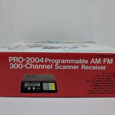 Pro-2004 Programmable AM/FM 300-Channel Scanner Receiver - Like New