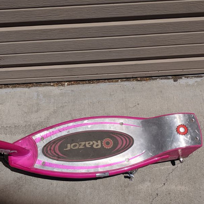 Pink Razor Scooter - No Power, Untested, As-Is