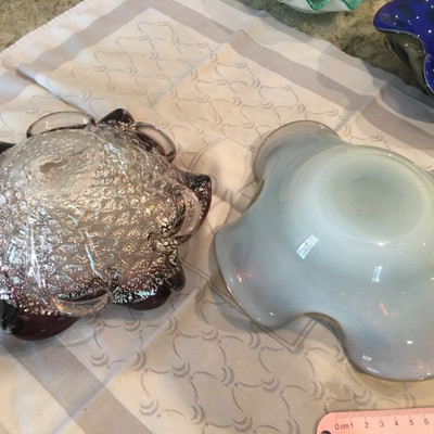 LOT GROUP OF 2 MID CENTURY VINTAGE ART GLASS BOWLS DISHES