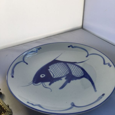 Vintage plate with large fish blue and white