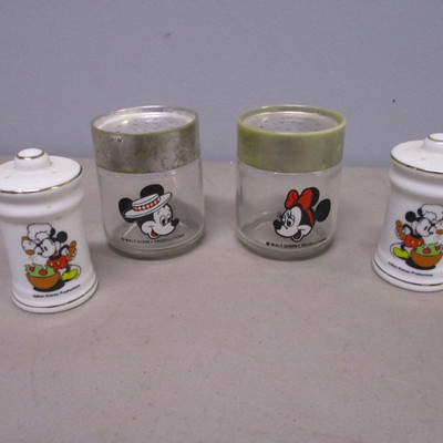 Disney Salt & Pepper Shakers - Mickey & Minnie Mouse 
