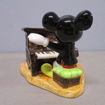 Walt Disney Productions Mickey Mouse Playing Piano Ceramic Planter