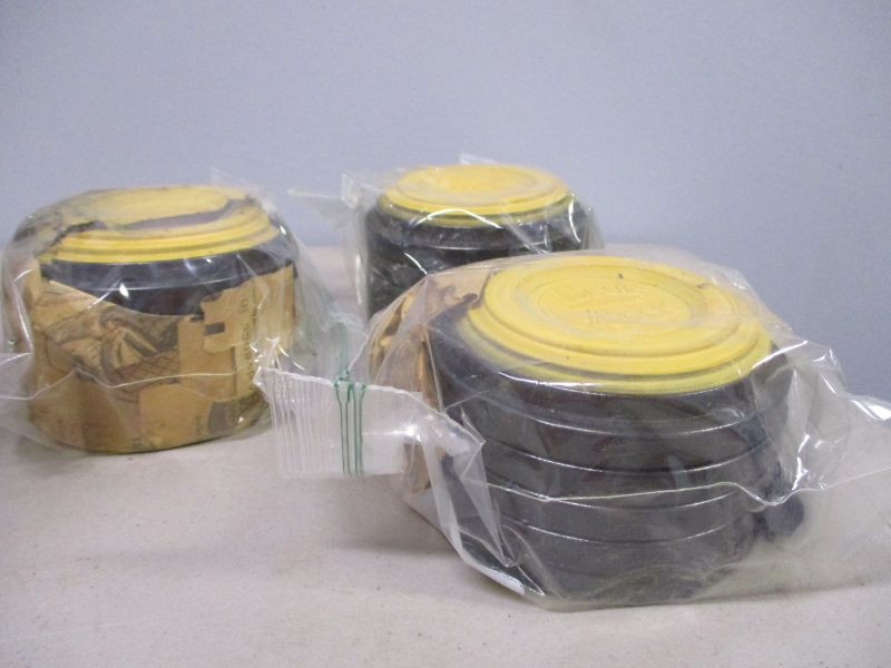 1950’s Blue Rock Clay Pigeons | EstateSales.org