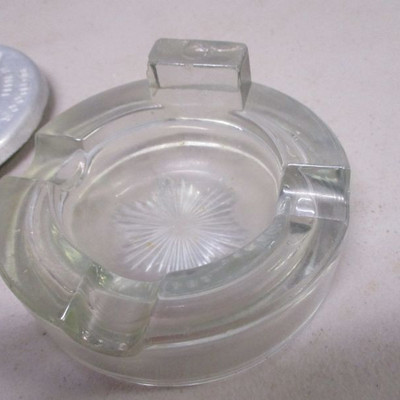 National Lead Company Doehler-Jarvis Division Round Ash Tray