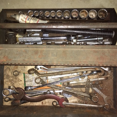 Assorted Tools & Toolbox