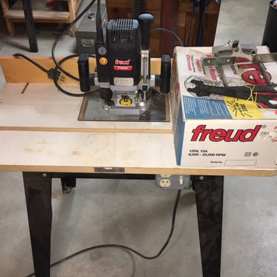 Freud Router & Table