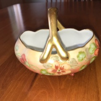 Porcelain Gilded Basket