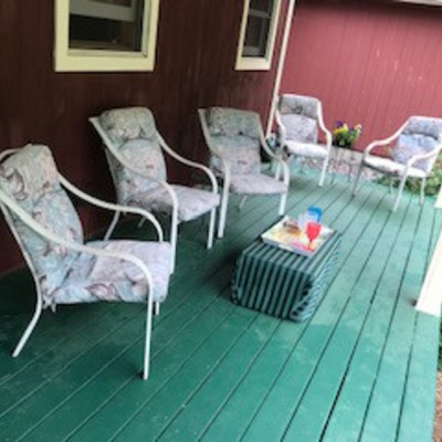 5 Chair Patio Set With Cusions