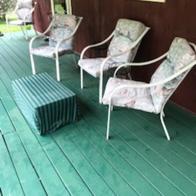 5 Chair Patio Set With Cusions