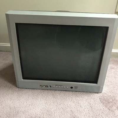 Emerson 20” Televison With Manual 