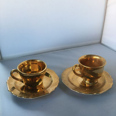 Vintage Set of a Pair of Karol China 22K Gold