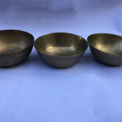 Antique/Vintage Chinese Set of 3 Etched Bowls
