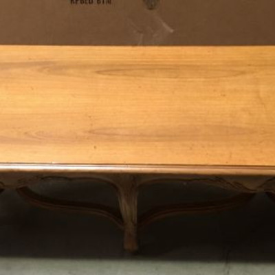 Superb VINTAGE Long Coffee Table Elegant in Very Good Conditions