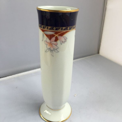 Vintage Vase Legacy Made by Noritake