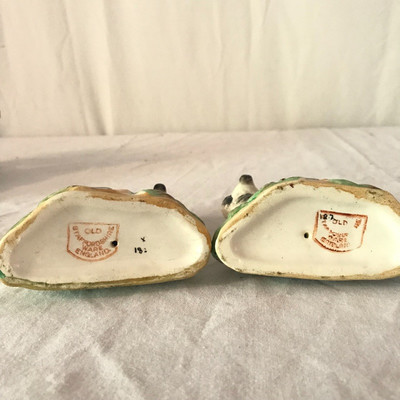 Lot 25 - Two Sandicast Dog Ornaments and More