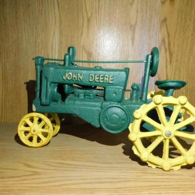 Cast Iron John Deere Tractor Toy 10