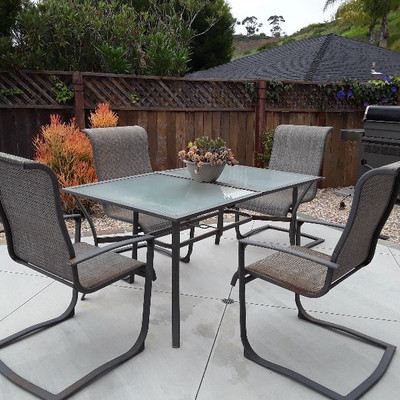 PATIO TABLE AND 4 CHAIRS