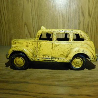 Cast Iron Taxi Cab Vintage Toy 6