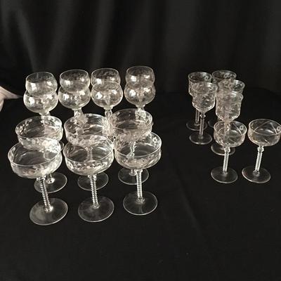Lot 56 - Etched Glassware