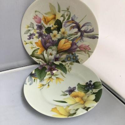 Vintage Lot of 2 Plates Narcissus Made in France