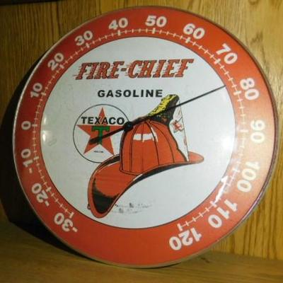 Texaco Fire-Chief  Round Theremometer 12