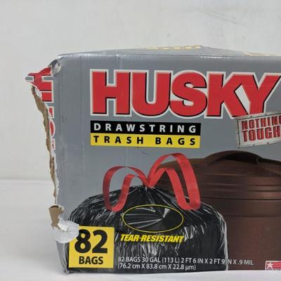 Husky Trash Bags 82 Count - New