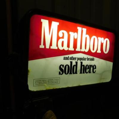Marlboro Lighted Advertising Sign 21
