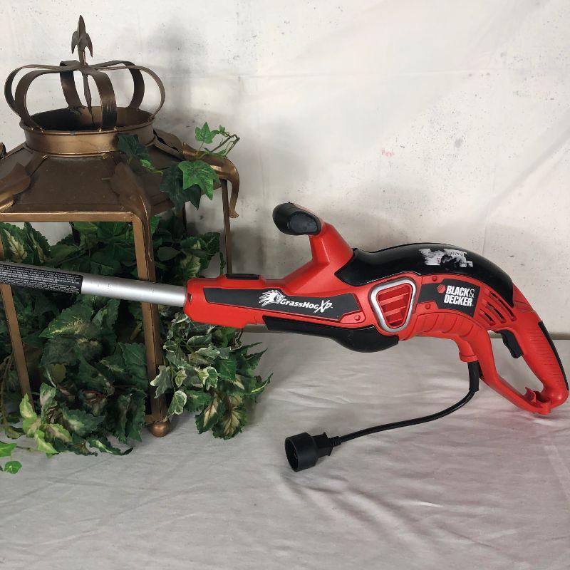 Lot 52 Black & Decker Electric Weed Wacker 14" Grasshog XP with