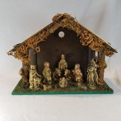 Golden Figure Nativity Set