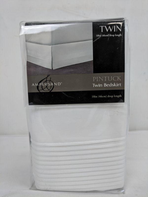 Ampersand Pintuck Twin Bedskirt, White, Twin New