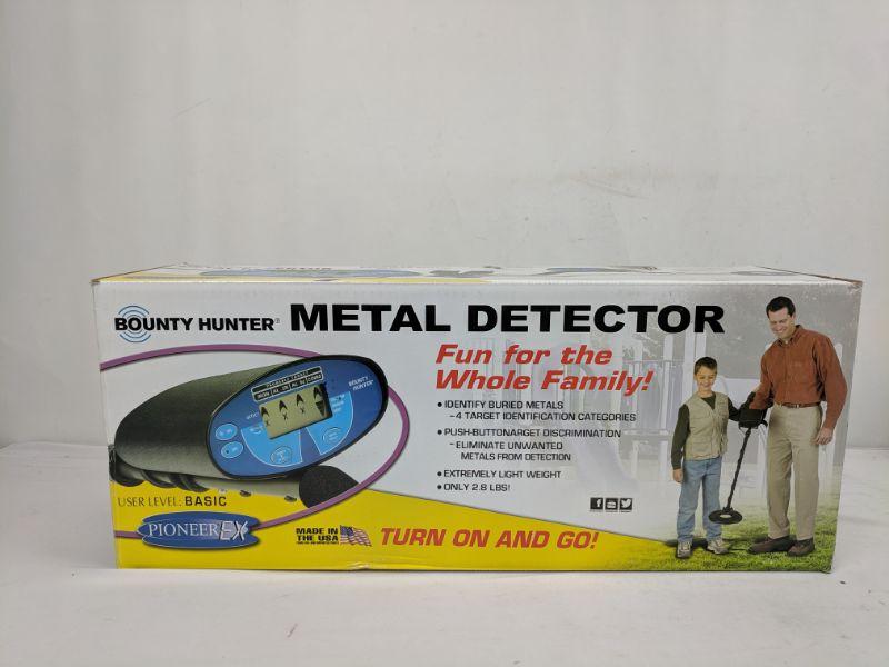 Bounty Hunter Pioneer EX Metal Detector New