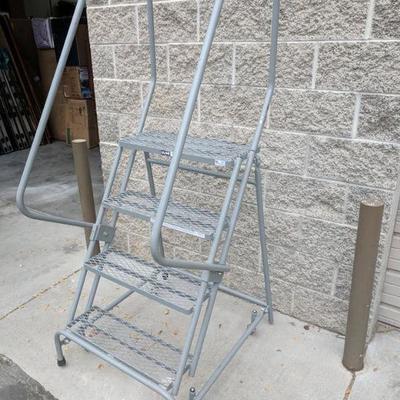 4 Step Warehouse Ladder