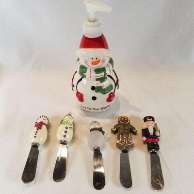 Holiday Soap Dispenser and Spreaders