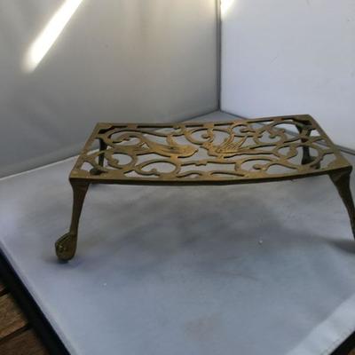 Vintage Elegant Brass Footed Stand 