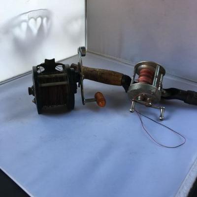Vintage Pair of Vintage Fishing Reels